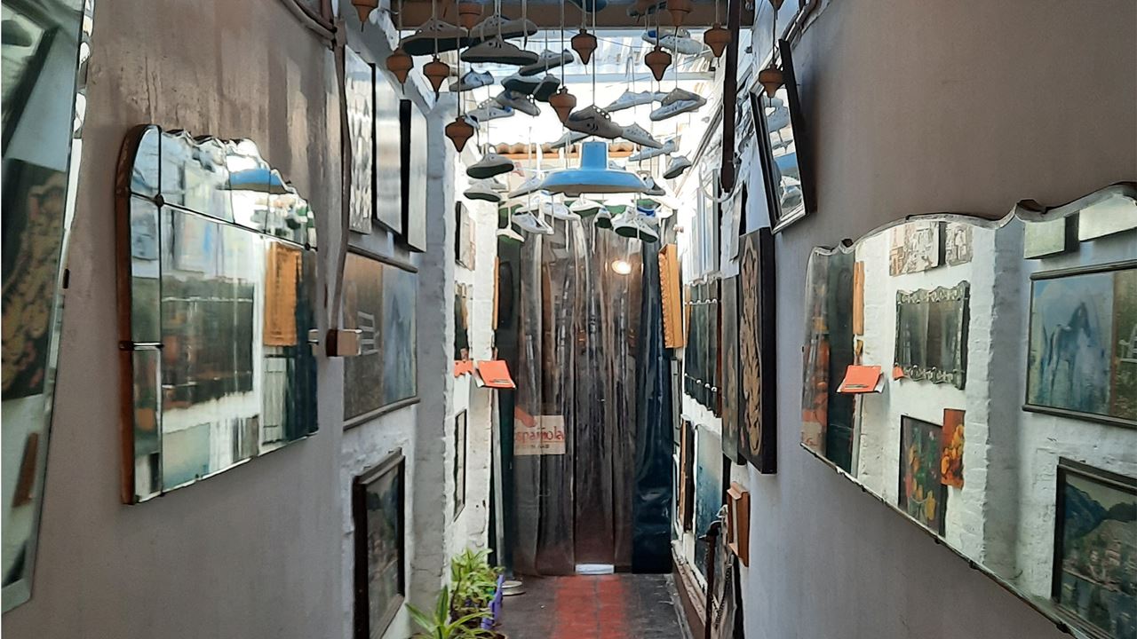 Matta Sur Neighborhood - Local And Authentic Santiago (7)