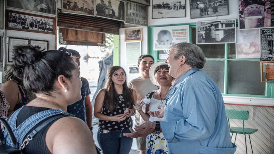 Matta Sur Neighborhood - Local And Authentic Santiago foto 3