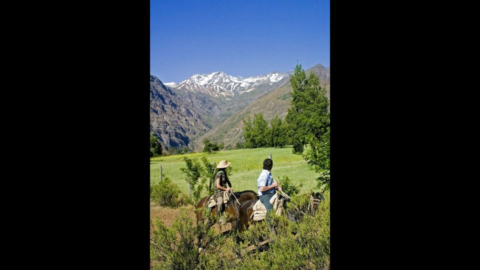 Horseback Riding To The Hanging Glacier, El Morado Glacier foto 3