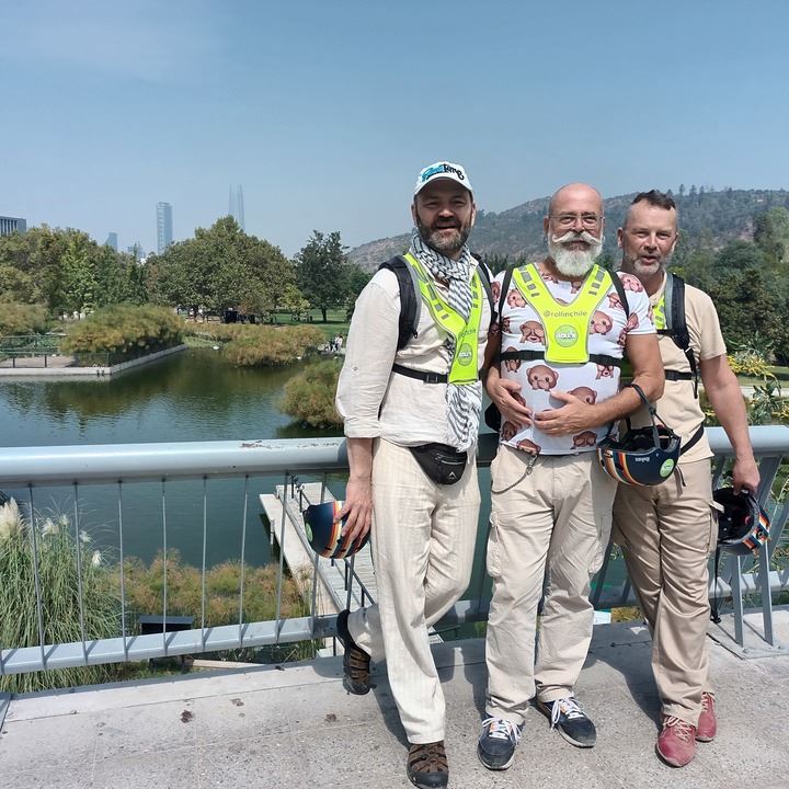 Passeio De Scooter Pela Cidade E Natureza De Santiago (1)
