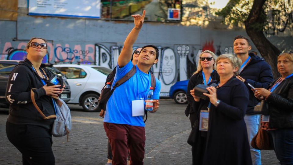 Exploring The City With A Polaroid foto 6