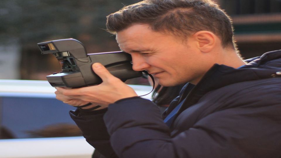 Exploring The City With A Polaroid foto 8