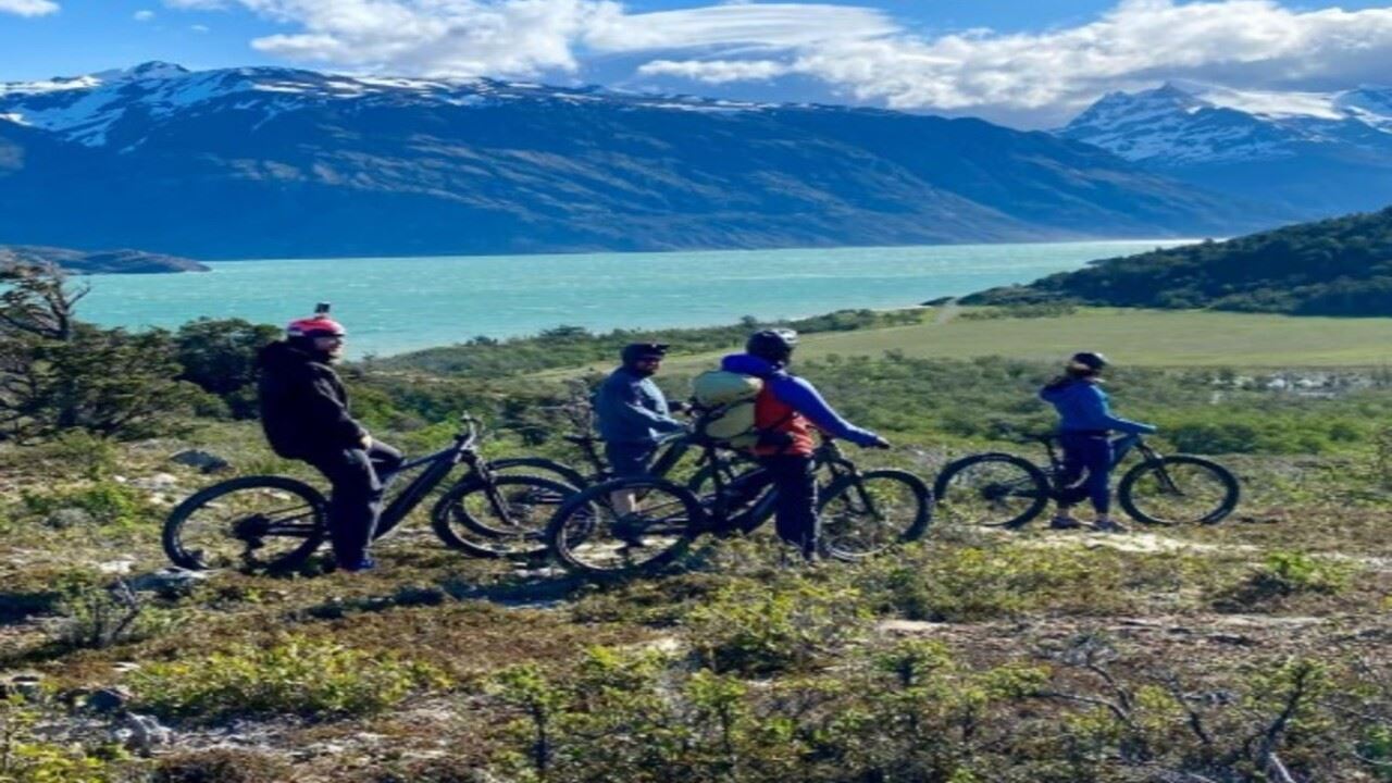 Full-day E-bike Adventure: Puerto Natales Fjords foto 5