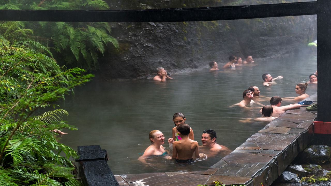 Journée Complète Aux Sources Chaudes Géométriques De Pucón foto 3