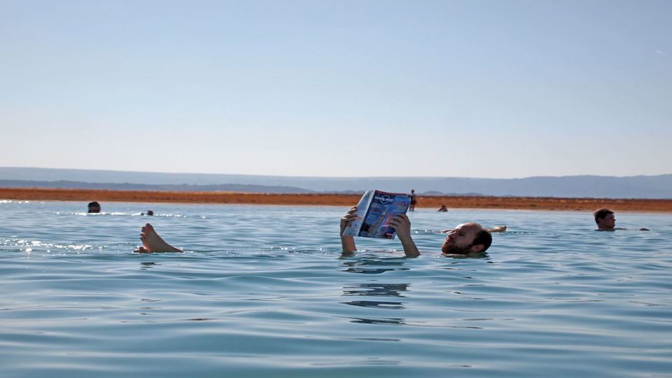 Half Day Cejar Lagoon + Ojos Del Salar + Tebenquiche Lagoon. foto 2