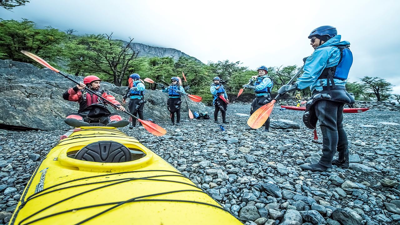 Caiaque No Gelo Geleira Cinza (3)
