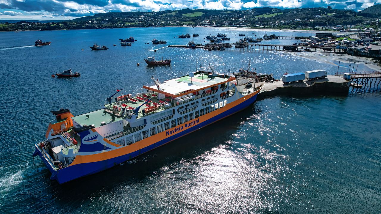 Scenic Navigation Puerto Montt – Chaitén foto 6