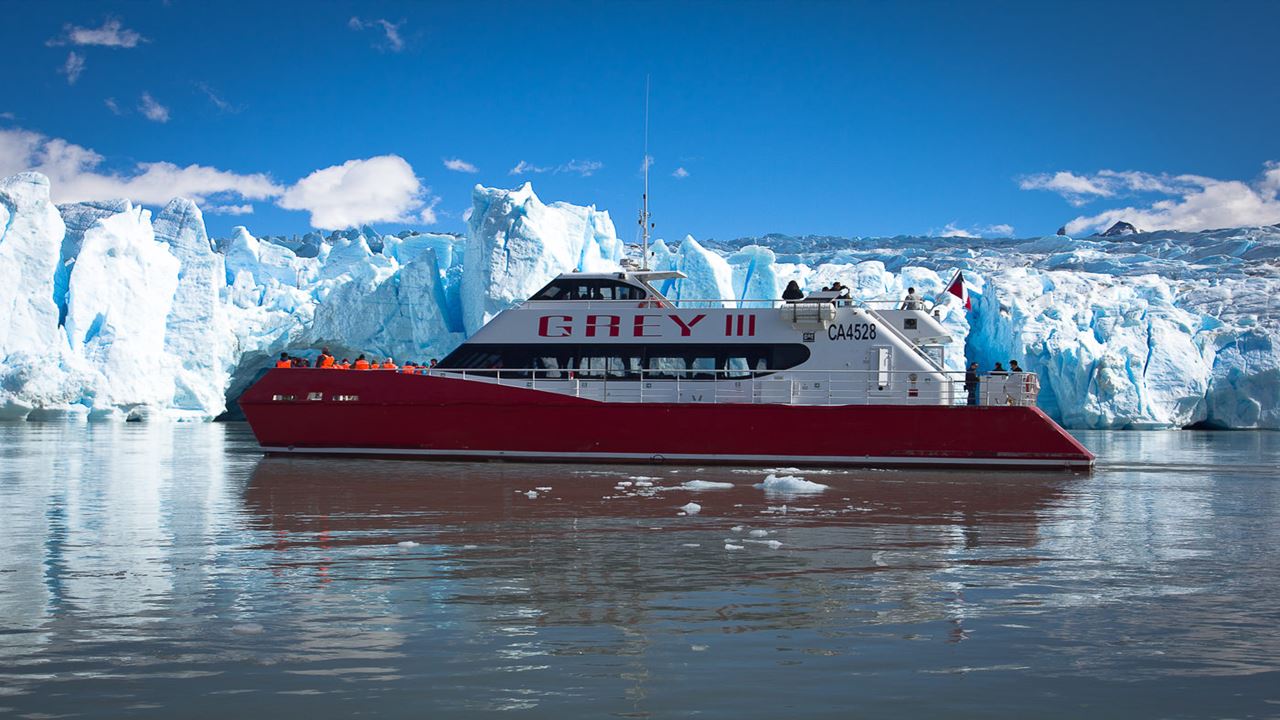Gray Lake Navigation – Catamaran Gray I I I (2)