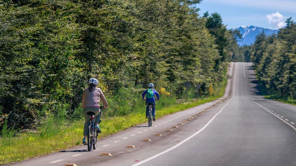 Pedalea Y Descubre Frutillar En Bicicleta foto 2