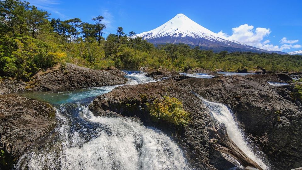 Pedalea Y Explora El Volcán Osorno Y Saltos Del Petrohué foto 2