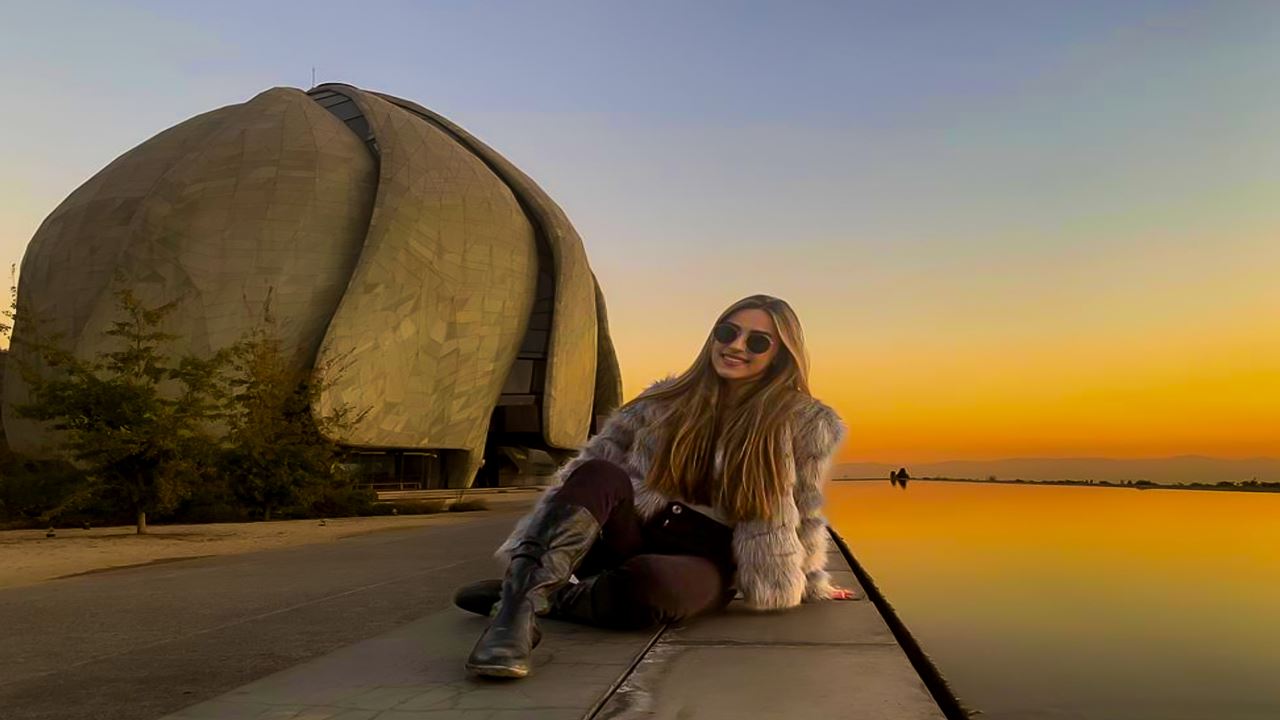 Sunset Sky Costanera And Bahá`í Temple

 (2)