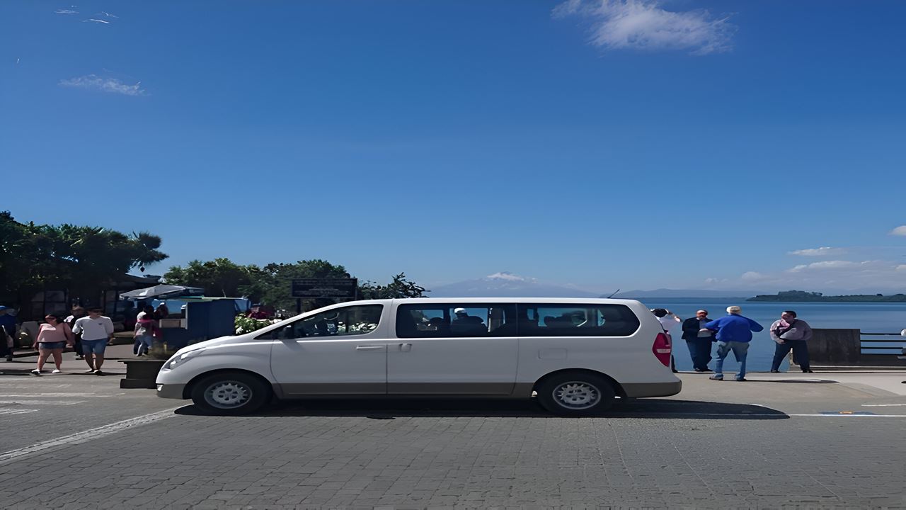 Transfert De Puerto Varas Ou Puerto Montt À Petrohue foto 3
