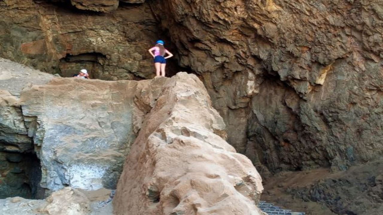 Excursión Por Las Playas, Cavernas Y Pictografías De Arica
 foto 7