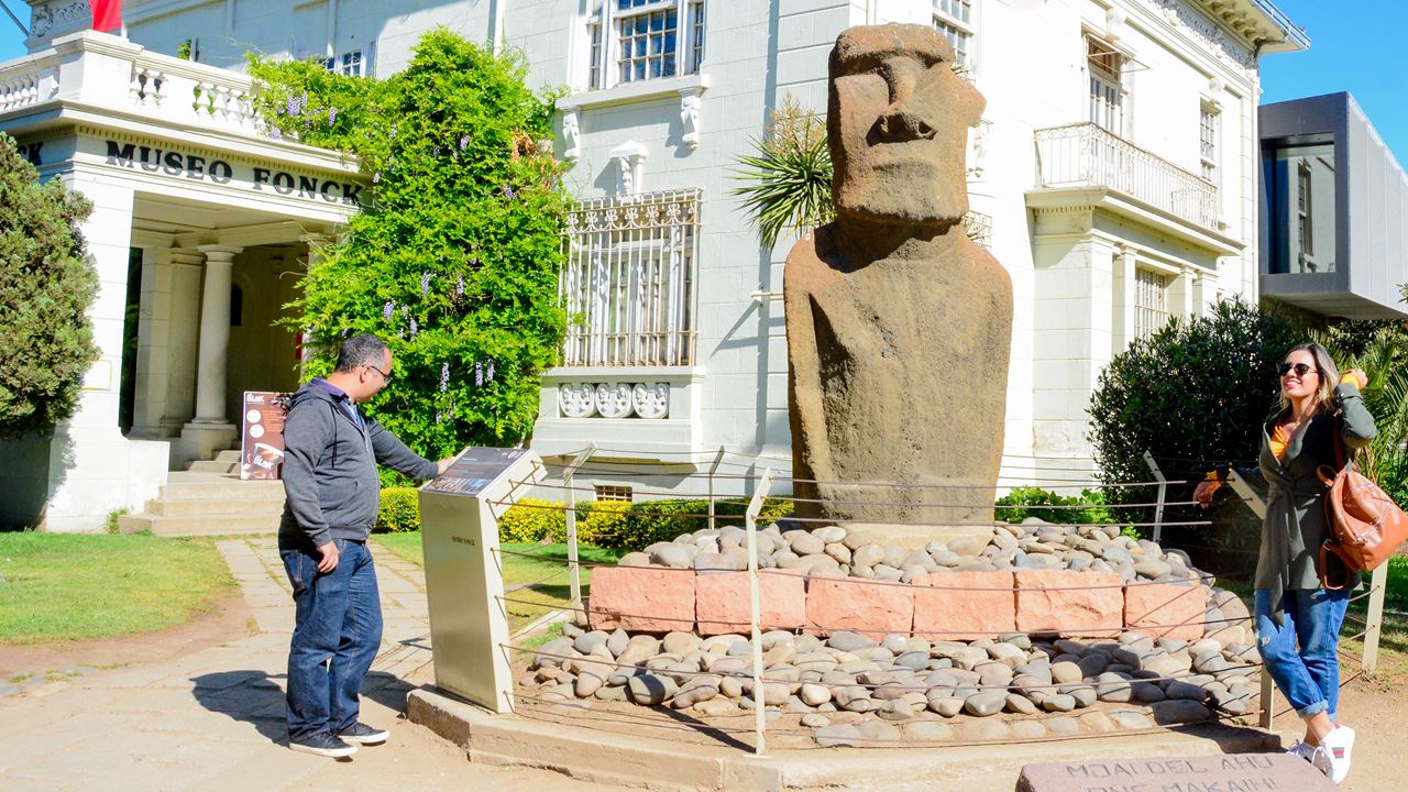 Tour To Valparaíso And Viña Del Mar. (24)