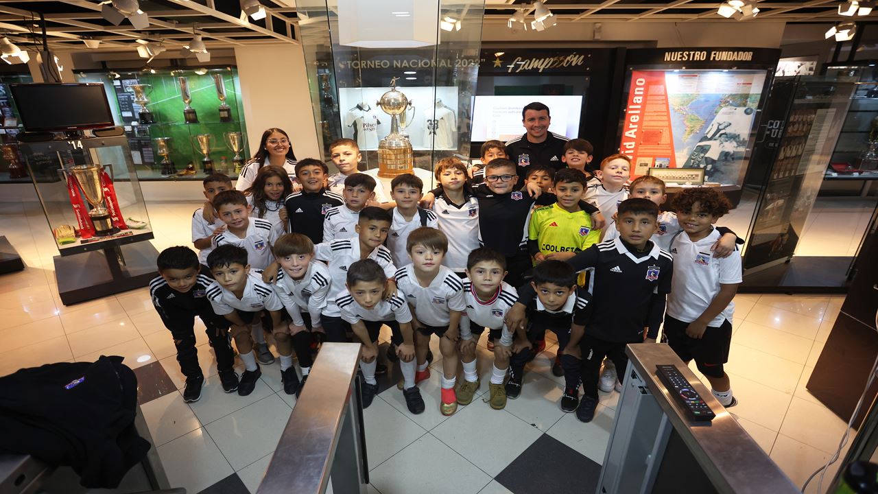 Visita Ao Estádio E Museu Do Colo Colo (17)