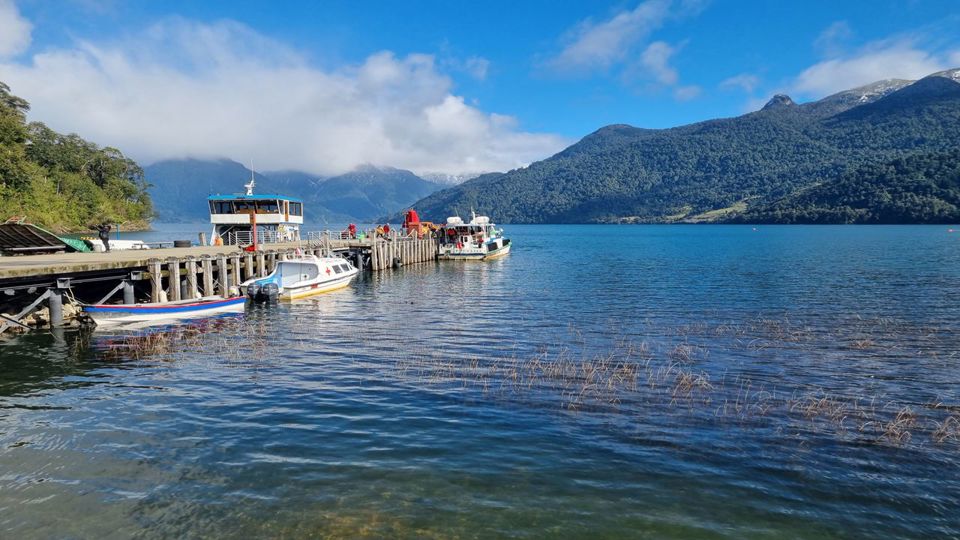 Travesia Esmeralda, Navega Hasta Peulla Por El Lago Todos Los Santos foto 12