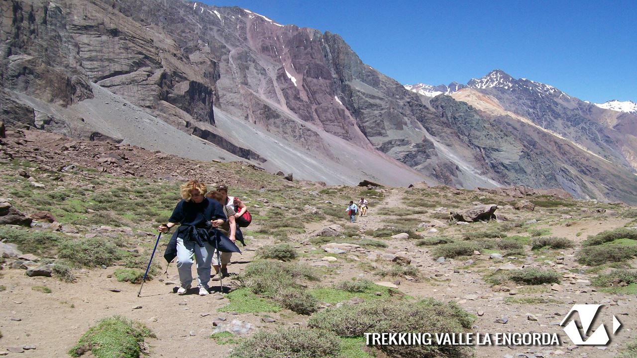 Trekking Ao Vulcão San José Com Fontes Termais Baños De Colina (6)