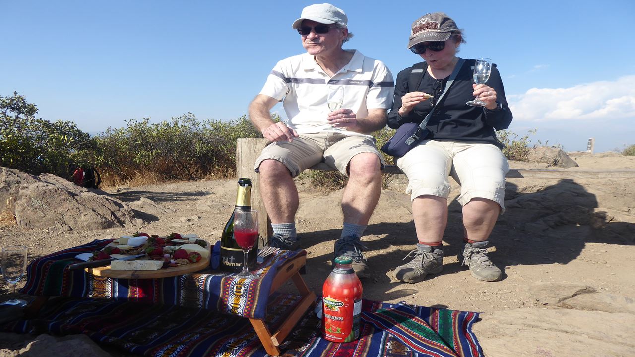 Trekking Cerro Manquehuito In Santiago (2)
