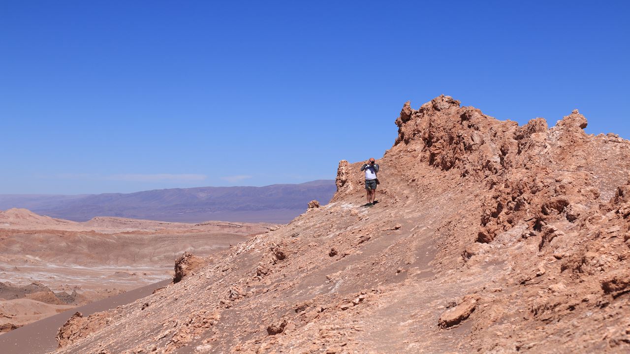 Valley Of The Moon And Salt Mountain Range (2)