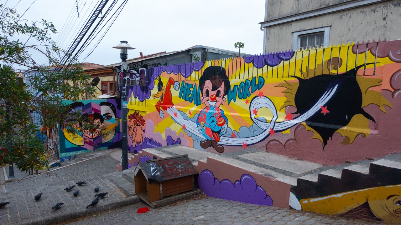 Experience Valparaiso Like A Local (1)