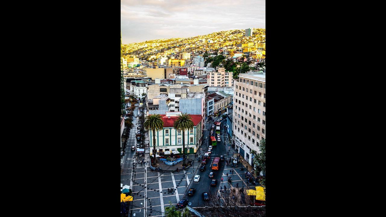 Heritage Walking Tour Through Valparaiso foto 11